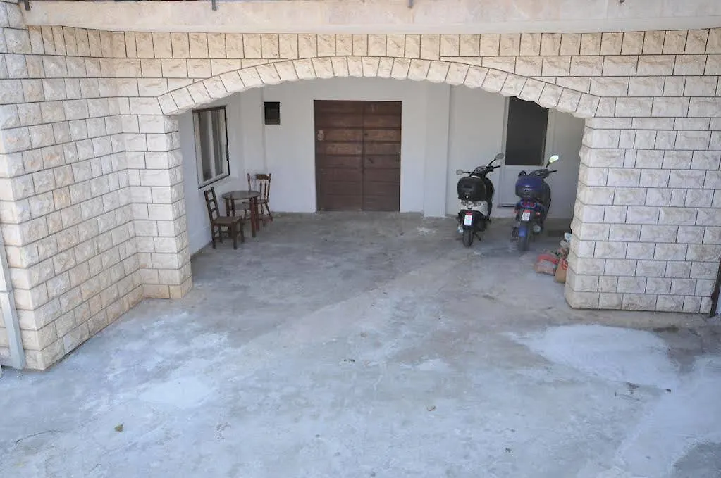 *** Pensionat Villa Dante Trogir Kroatien
