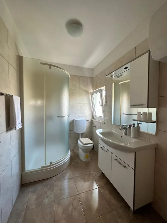 Villa Dante Trogir Guest house