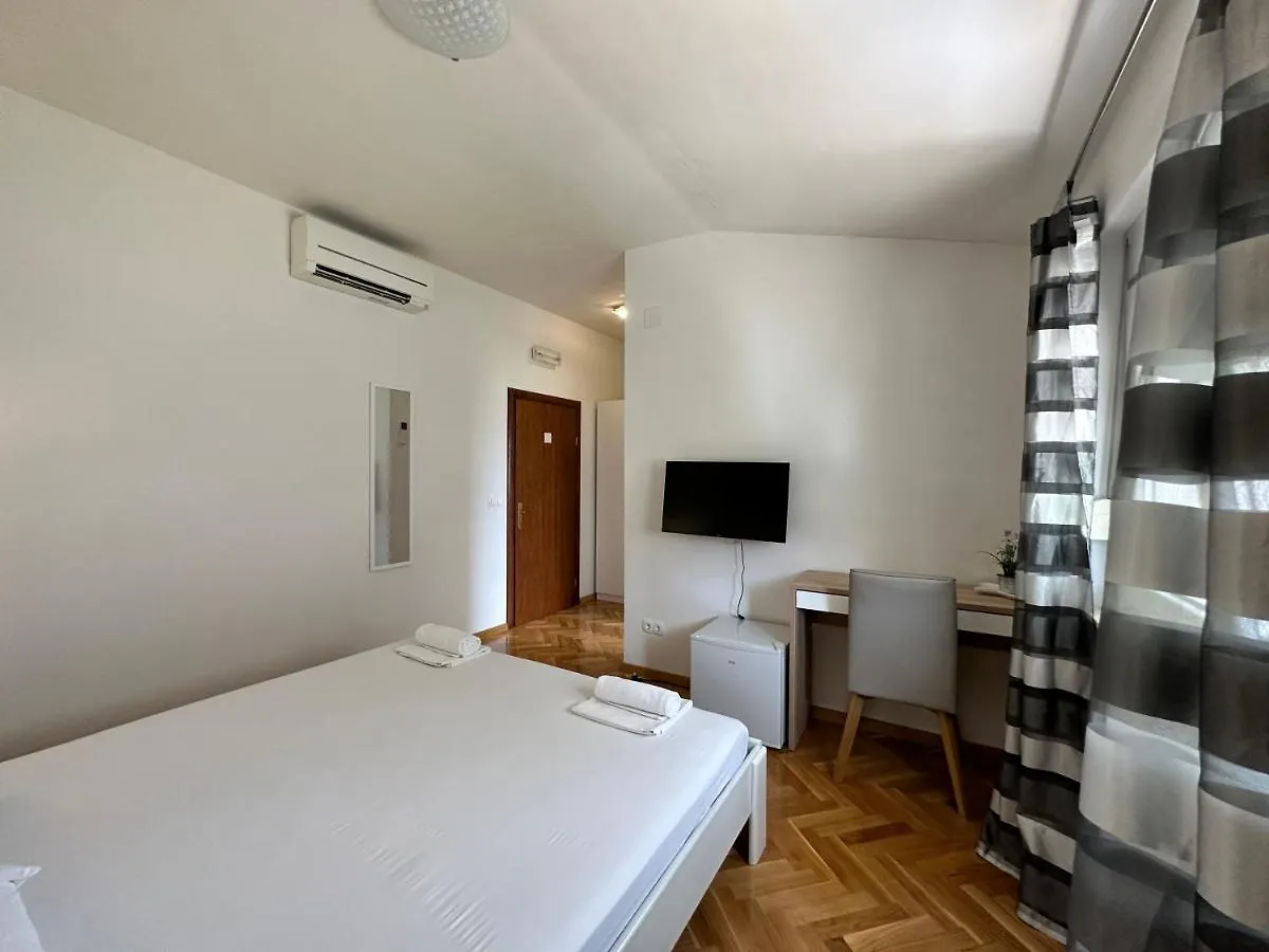 Villa Dante Trogir