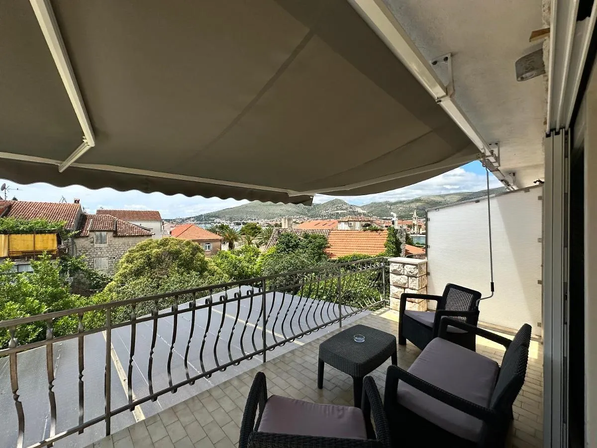 Villa Dante Trogir