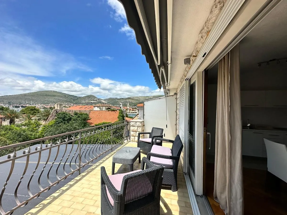 Villa Dante Trogir Croatia